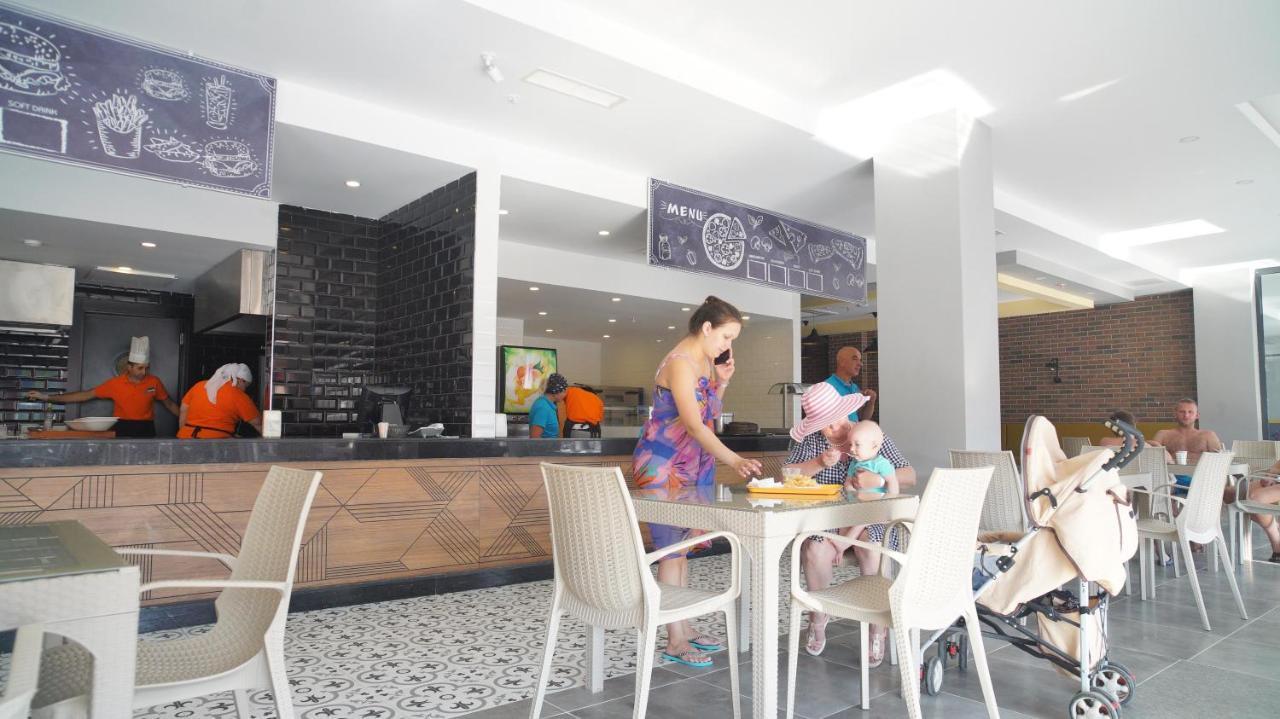 Club Aqua Plaza Hotell Alanya Exteriör bild